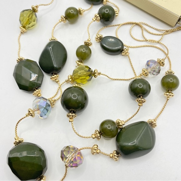 SOPHIA & KATE Multistrand Necklace Green Beads Gold Tone Necklace - Picture 5 of 6